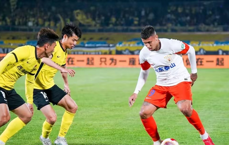 九游游戏平台-山东泰山迎西甲关键赛，今晚调整名单，震撼外界，身体对抗强度拉满的简单介绍