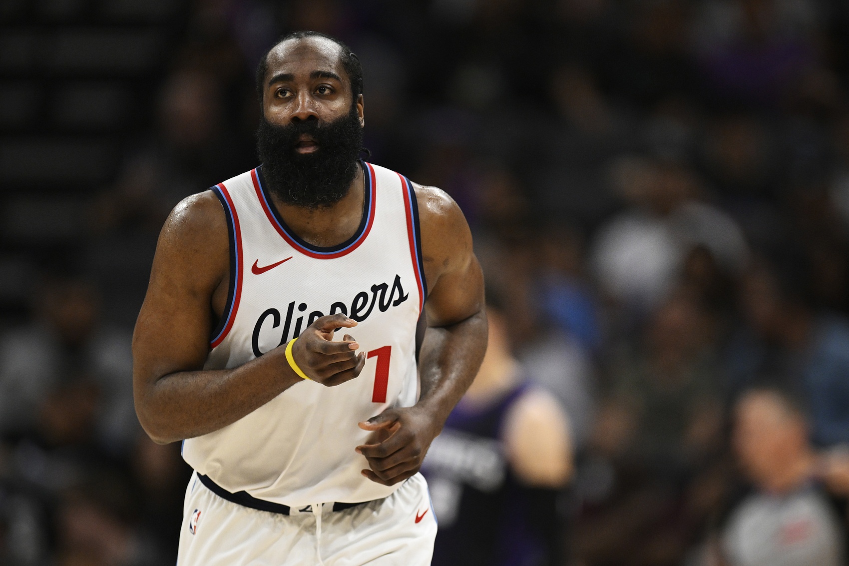 九游官网-今晚NBA季后赛传出新动向,布鲁克林篮网造点机会,管理层表态:赛场秩序良好,团队化学反应显著的简单介绍